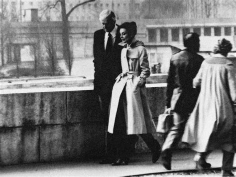 gemeentemuseum dan haag hepburn givenchy|Hubert De Givenchy: To Audrey With Love .